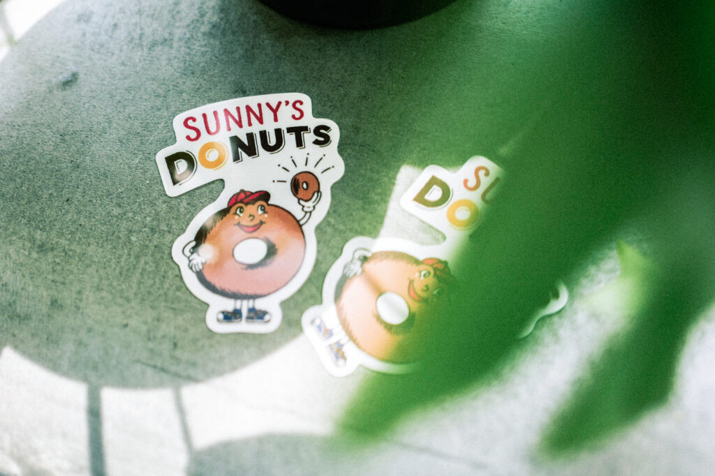 SUNNY’S DONUTS